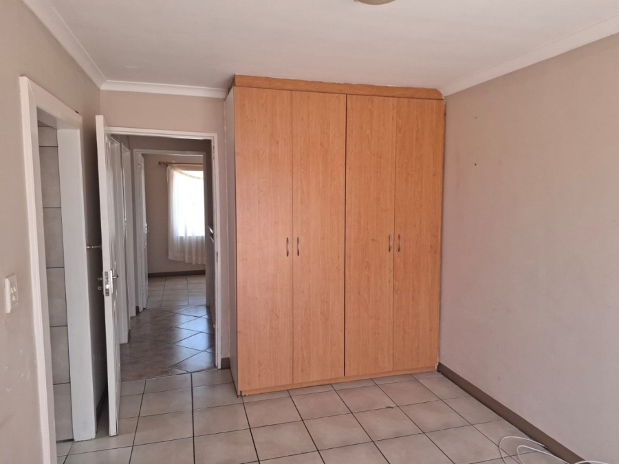 3 Bedroom Property for Sale in Gordons Bay Central Western Cape